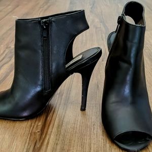 Steve Madden RocknRol Leather Booties size 8